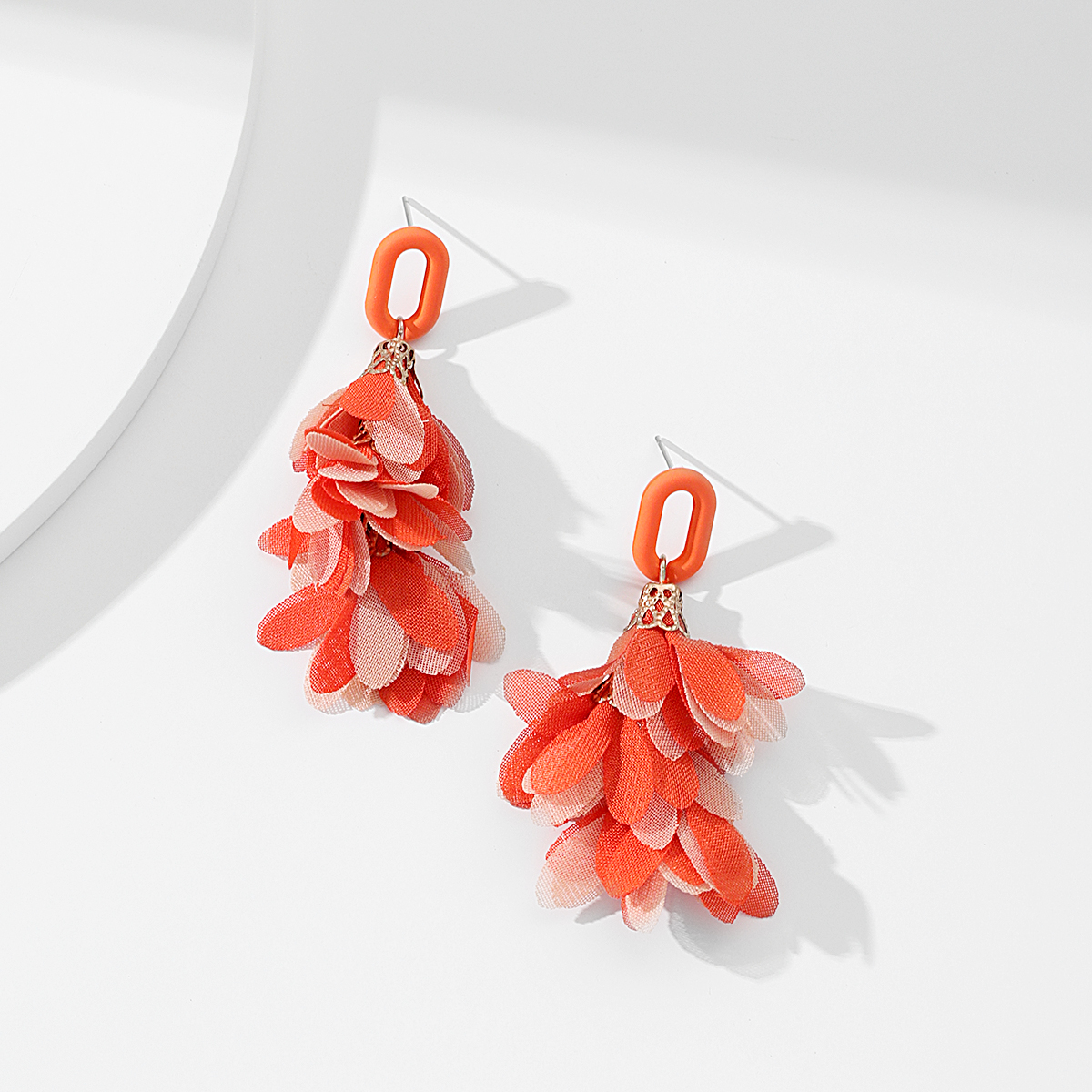 1 Pair Vacation Petal Alloy Chiffon Drop Earrings display picture 6
