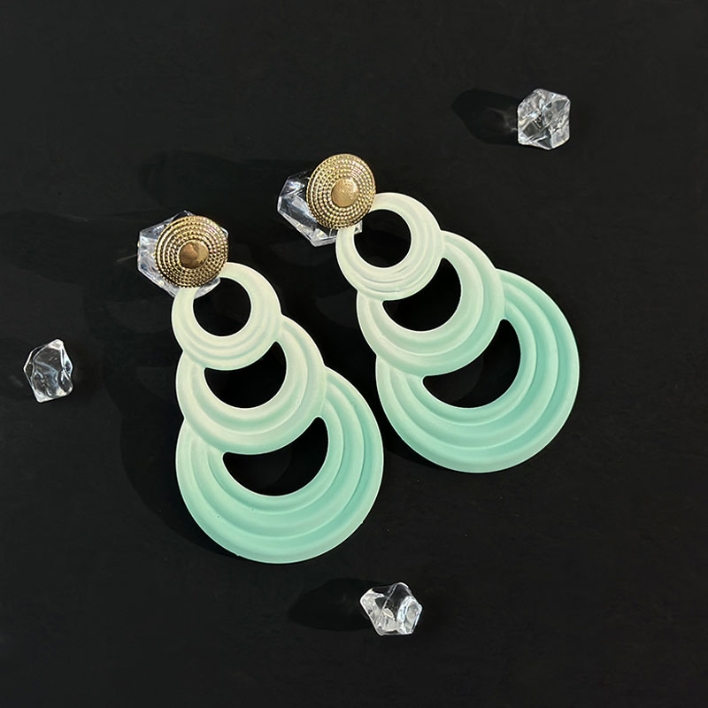 1 Pair Ig Style Exaggerated Circle Gradient Color Alloy Drop Earrings display picture 5