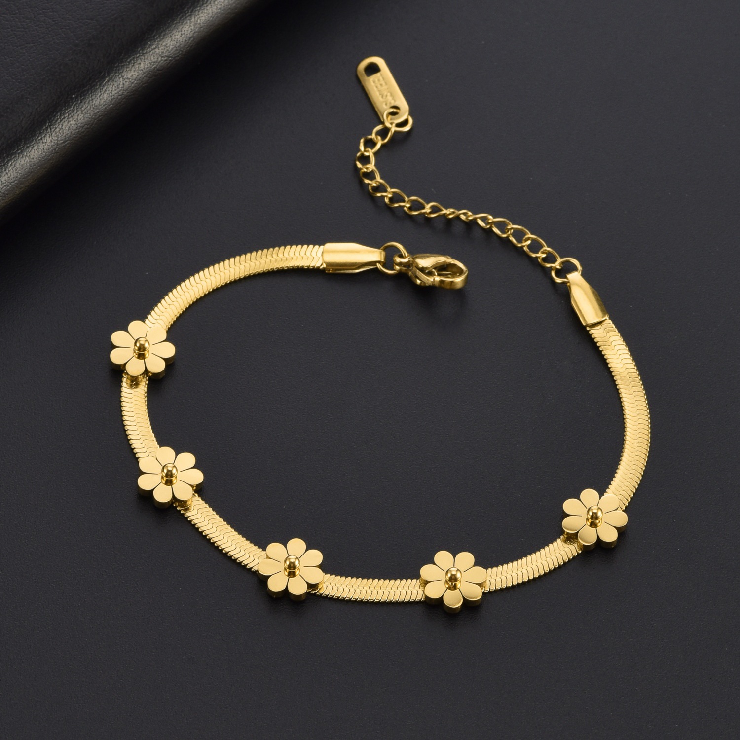 Titanium Steel 18K Gold Plated Cute Sweet Plating Daisy Titanium Steel Bracelets Anklet display picture 4