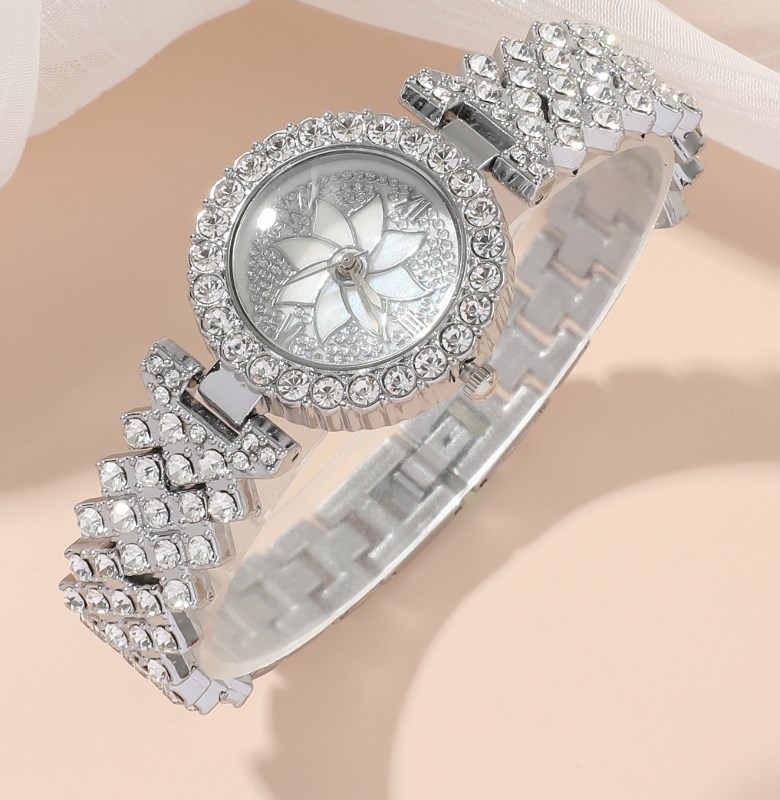 Elegant Lady Geometric Buckle Quartz Women's Watches display picture 2