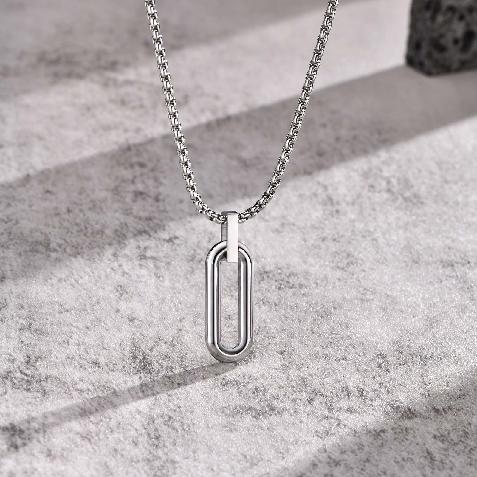 304 Stainless Steel Simple Style Classic Style Three-dimensional Solid Color Pendant Necklace display picture 8