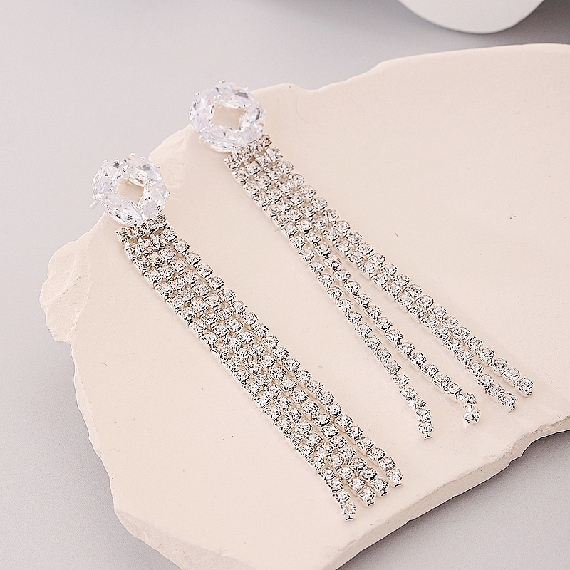 1 Pair Simple Style Tassel Inlay Rhinestone Glass Rhinestones Drop Earrings display picture 4