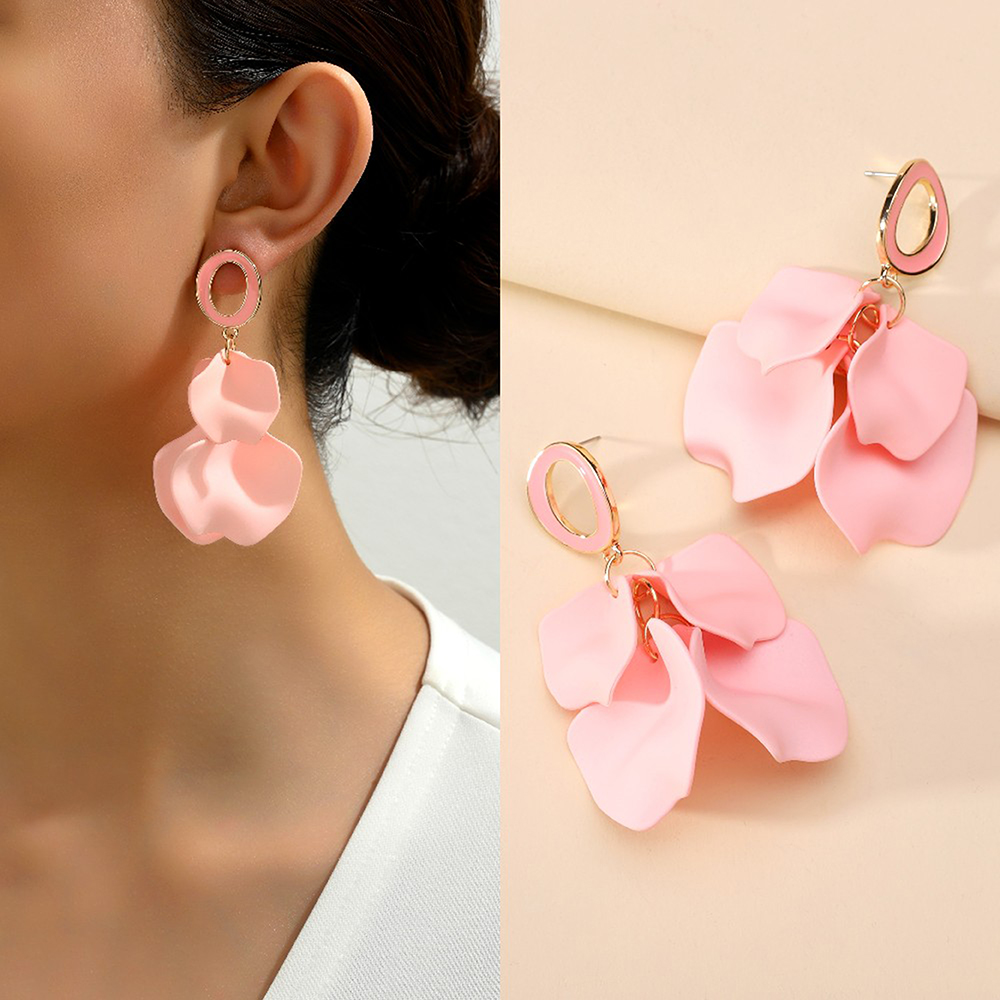 1 Pair Elegant Romantic Sweet Petal Spray Paint Painted Inlay Zinc Alloy Acrylic Dangling Earrings display picture 8