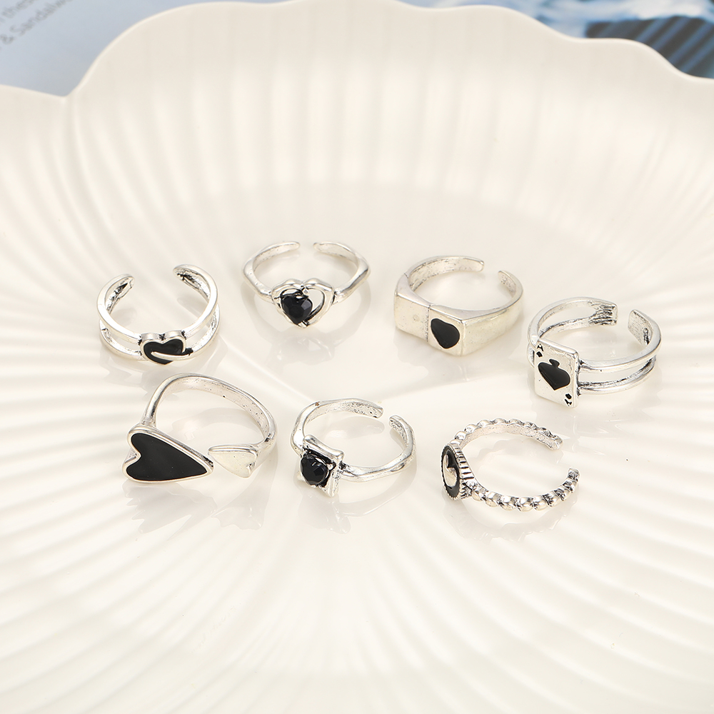 Wholesale Jewelry Hip-hop Cool Style Heart Shape Alloy Enamel Plating Rings display picture 3