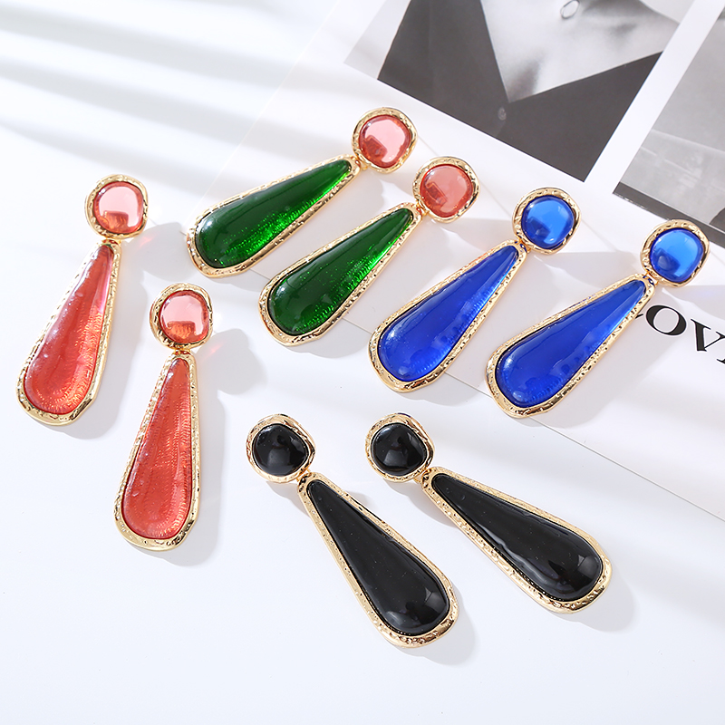 1 Pair Elegant Cute Luxurious Water Droplets Resin Drop Earrings display picture 3