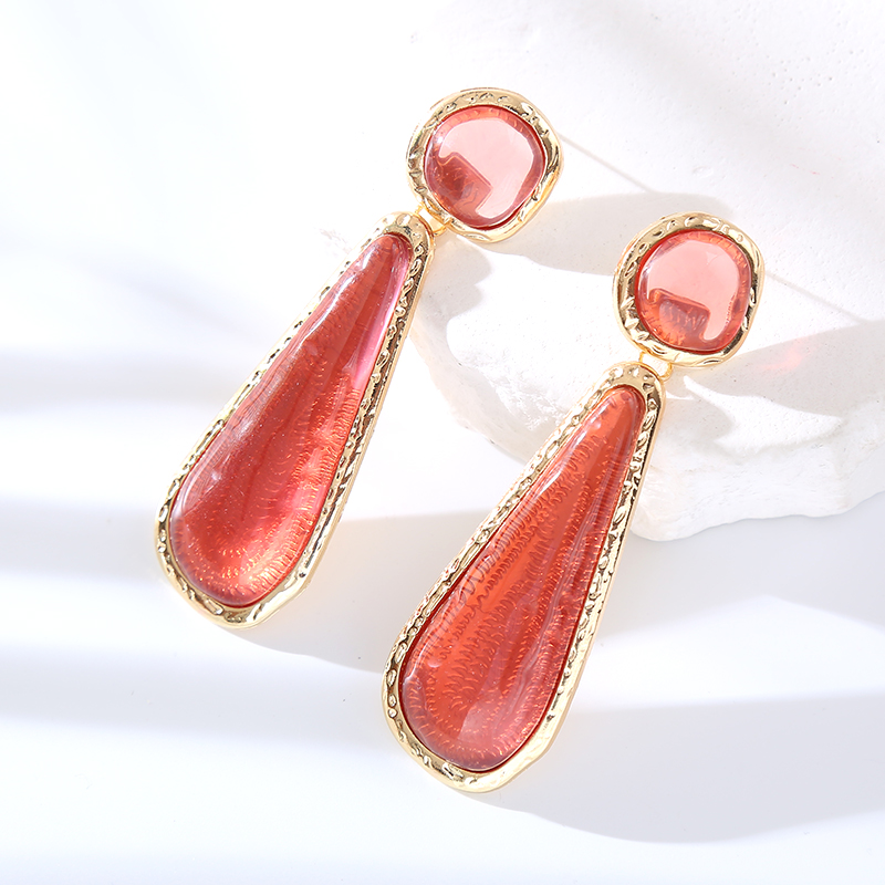 1 Pair Elegant Cute Luxurious Water Droplets Resin Drop Earrings display picture 11