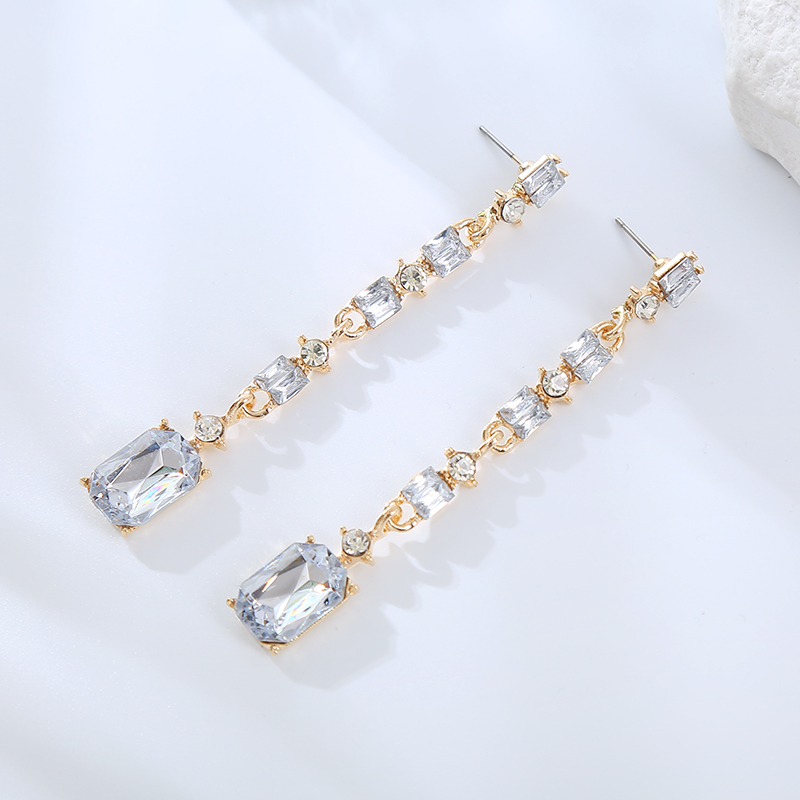 1 Pair Elegant Cute Queen Gem Inlay Alloy Rhinestones Drop Earrings display picture 6