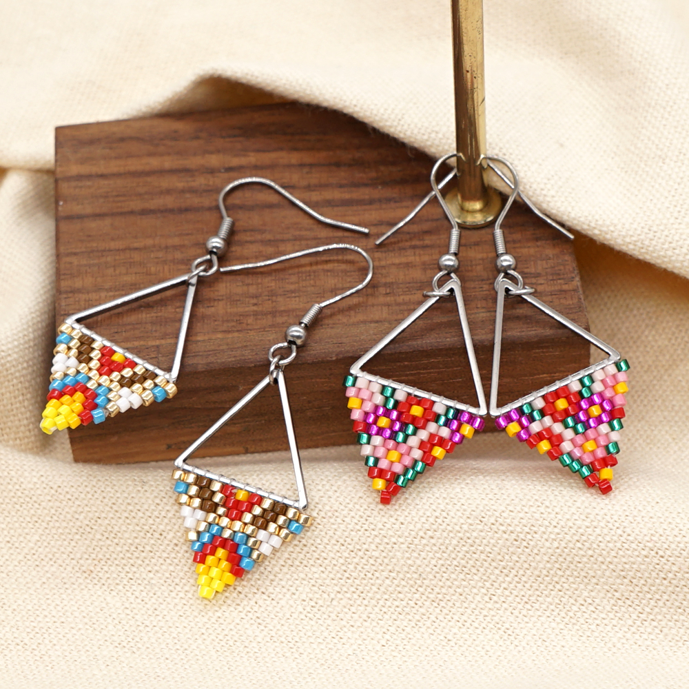 1 Pair Casual Simple Style Triangle Rhombus Beaded Braid Stainless Steel Glass Drop Earrings display picture 17