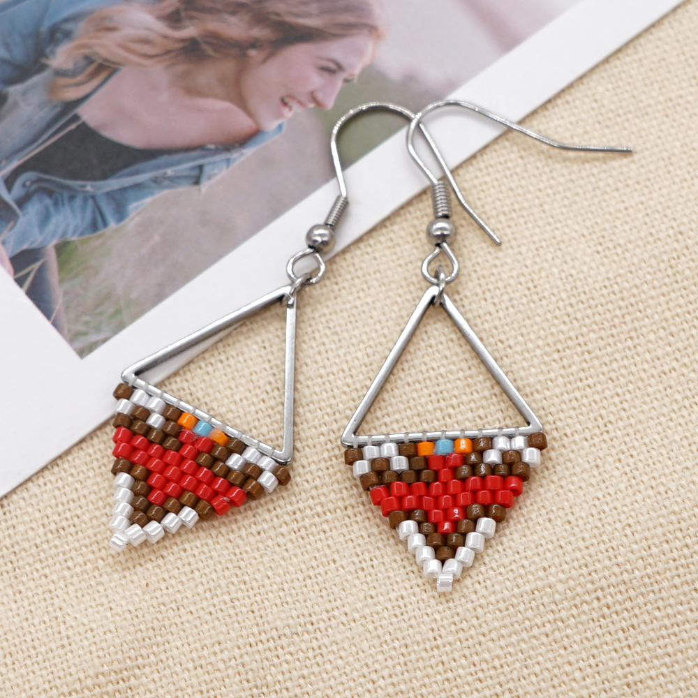 1 Pair Casual Simple Style Triangle Rhombus Beaded Braid Stainless Steel Glass Drop Earrings display picture 2