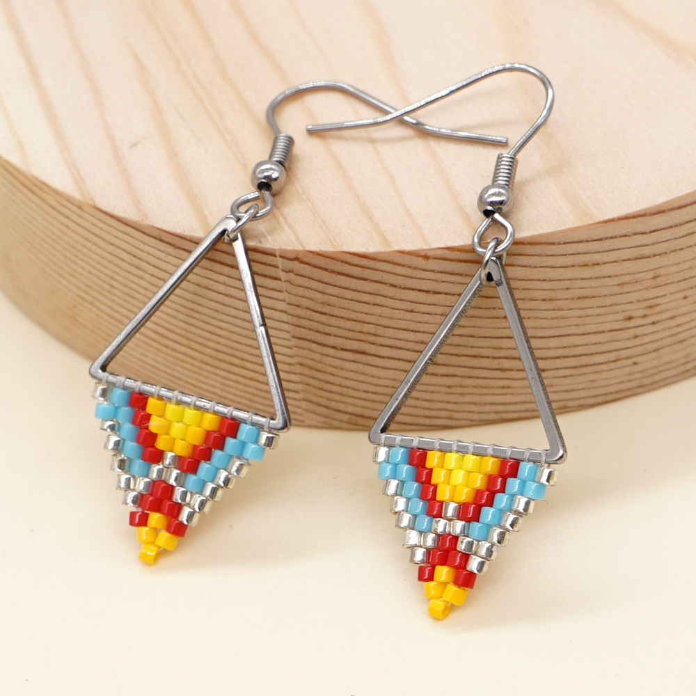 1 Pair Casual Simple Style Triangle Rhombus Beaded Braid Stainless Steel Glass Drop Earrings display picture 8