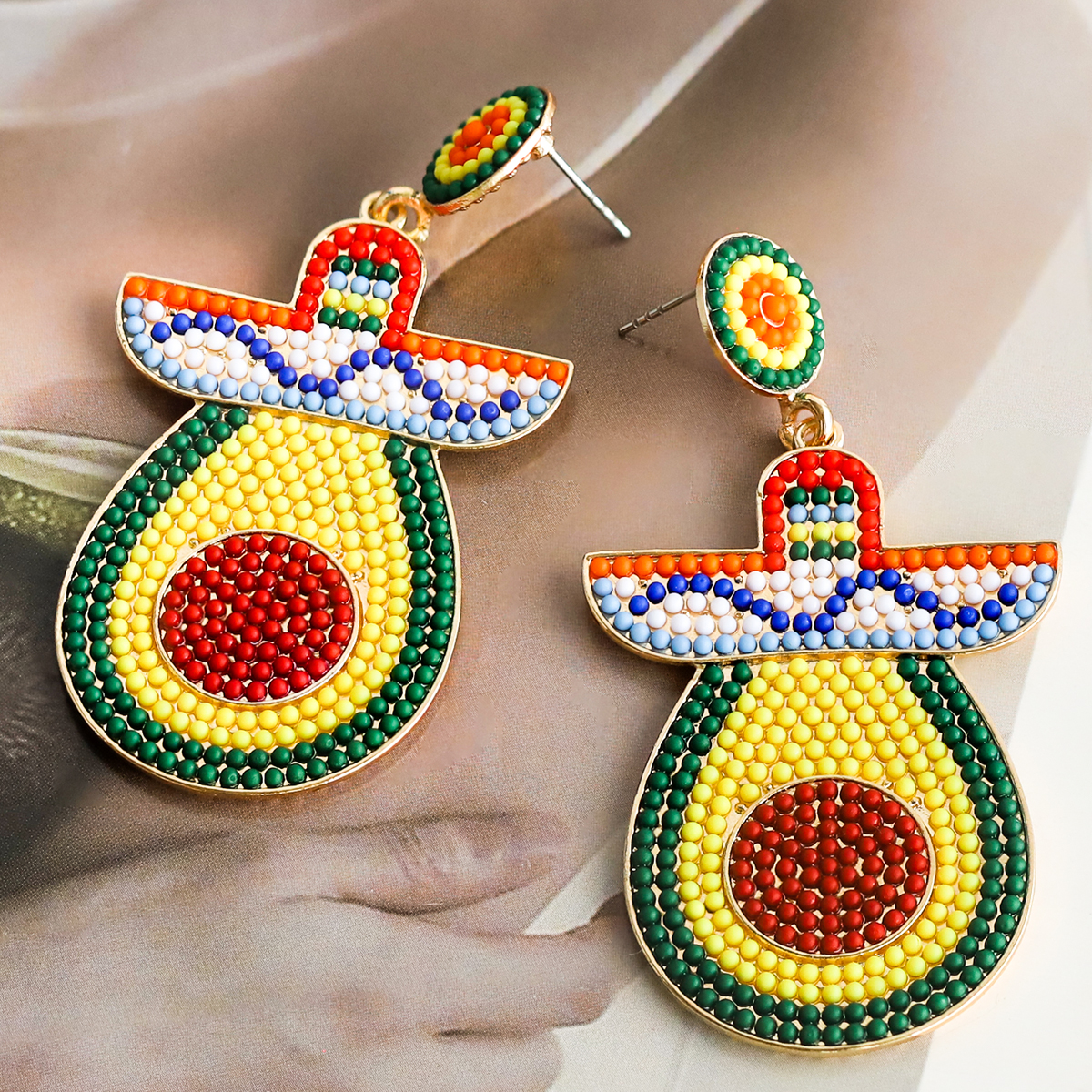 1 Pair Casual Exaggerated Ethnic Style Cactus Inlay Alloy Resin Drop Earrings display picture 11