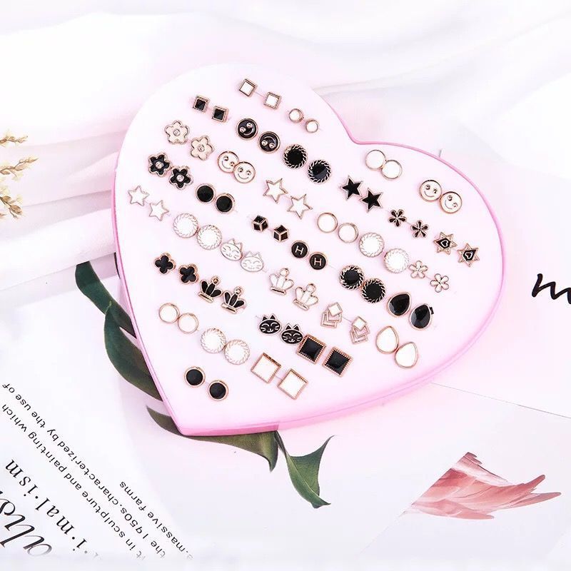 1 Set Casual Simple Style Animal Letter Fruit Enamel Plating Inlay Alloy Rhinestones Ear Studs display picture 15