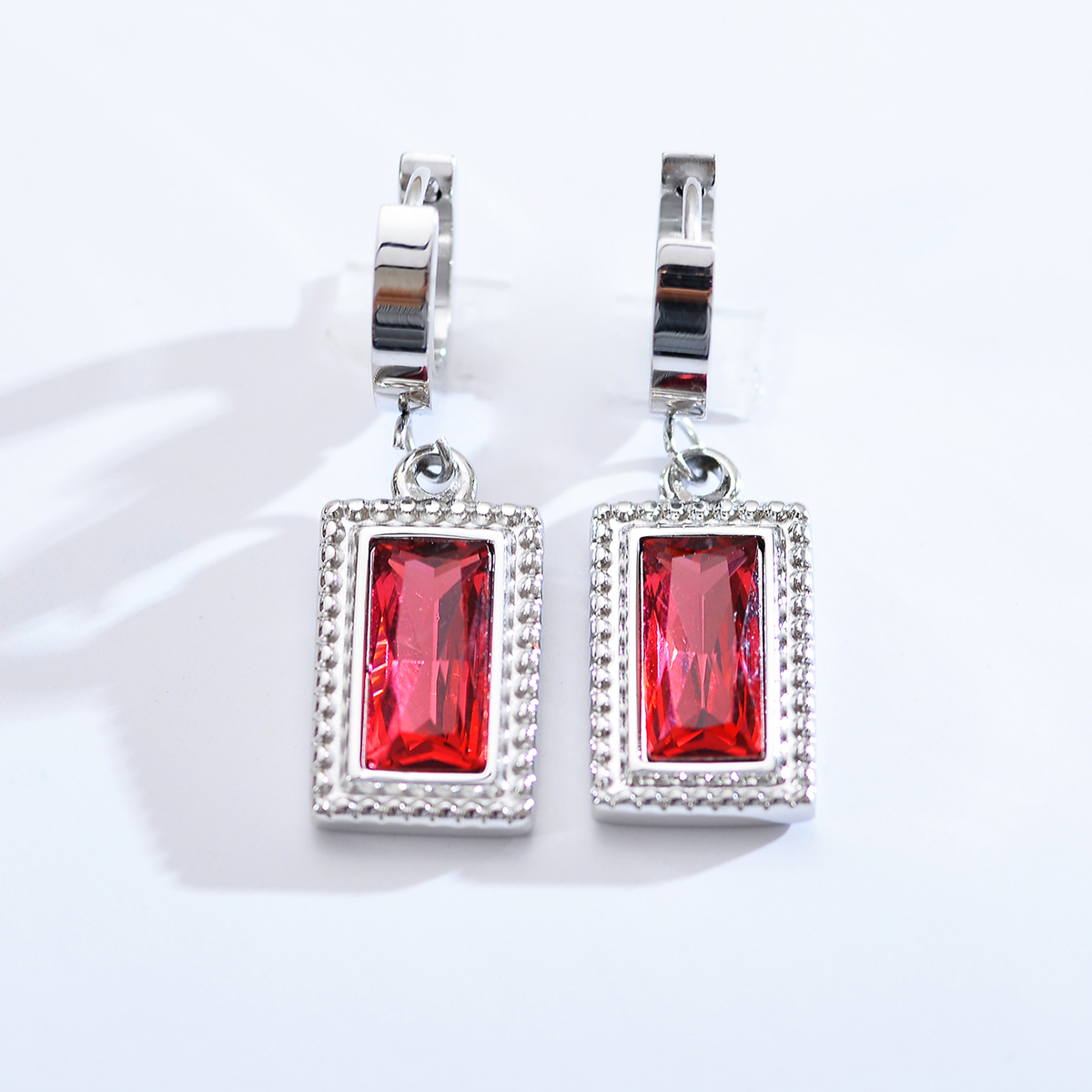 1 Pair Elegant Luxurious Simple Style Square Plating Inlay Stainless Steel Zircon Silver Plated Earrings display picture 1