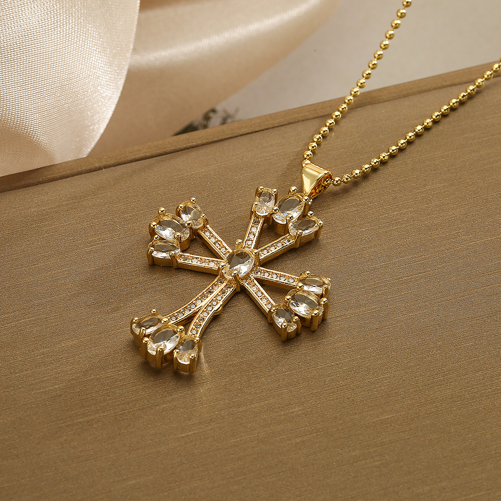 Retro Simple Style Cross Copper Plating Inlay Zircon 18k Gold Plated Pendant Necklace display picture 6