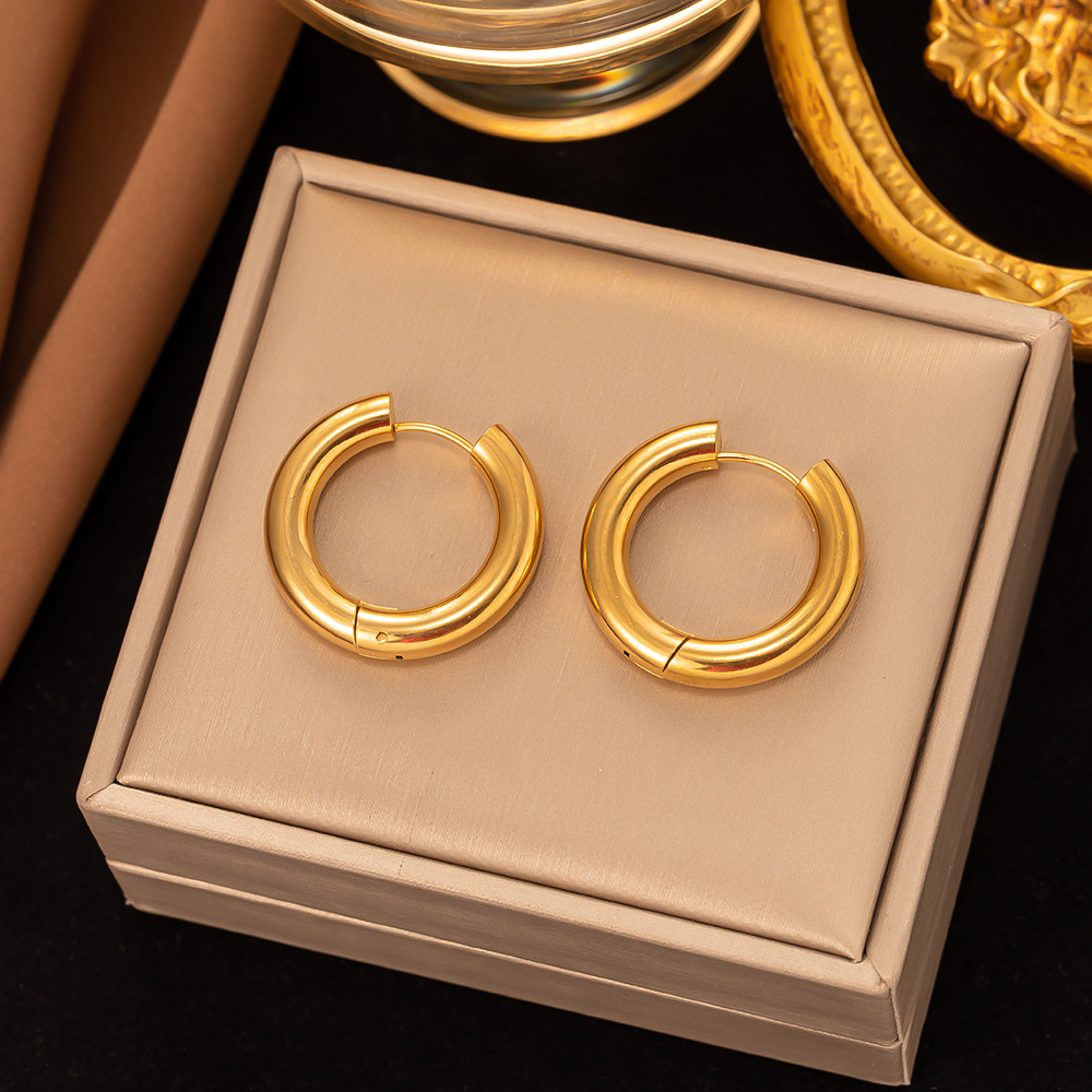 1 Pair Retro Simple Style Round Plating 304 Stainless Steel 18K Gold Plated Earrings display picture 1