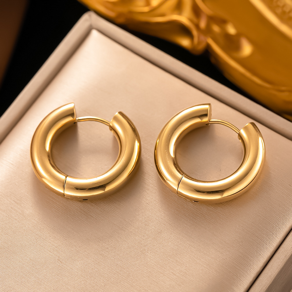 1 Pair Retro Simple Style Round Plating 304 Stainless Steel 18K Gold Plated Earrings display picture 2