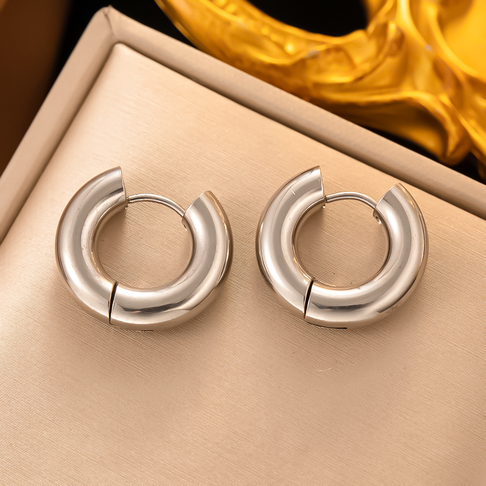 1 Paar Einfacher Stil Runden Überzug Edelstahl 304 18 Karat Vergoldet Ohrringe display picture 3