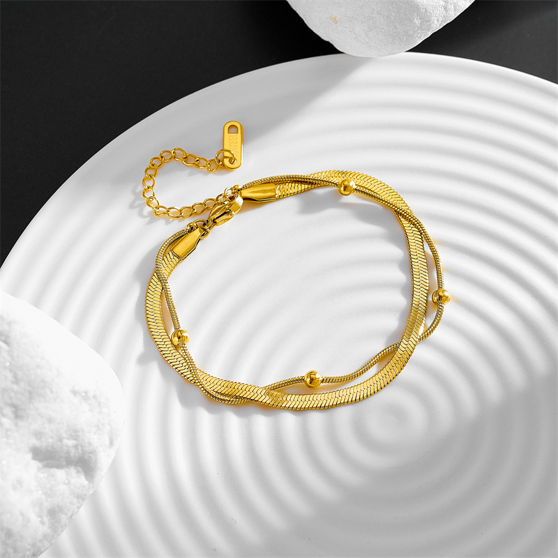 Simple Style Solid Color Titanium Steel 18K Gold Plated Bracelets In Bulk display picture 3