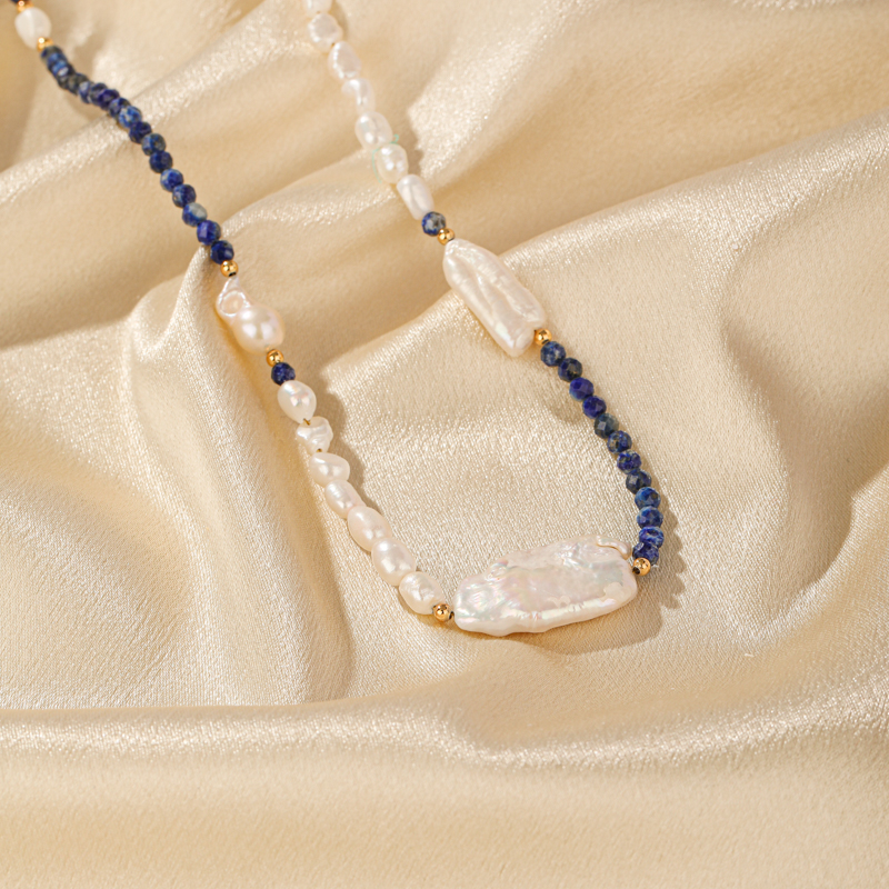 Elegant Klassisch Pendeln Farbblock Süßwasserperle Kupfer Lapislazuli Perlen Patchwork Überzug 18 Karat Vergoldet Halskette display picture 2