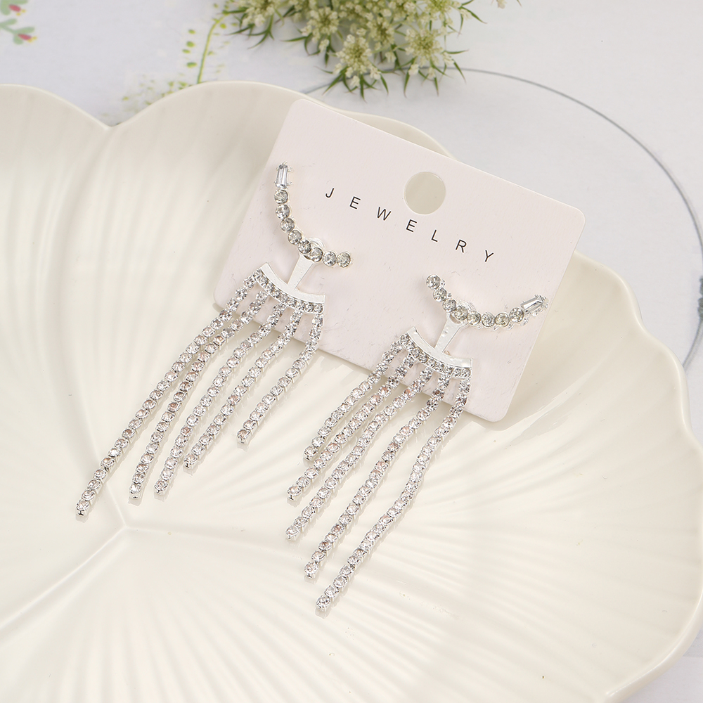 1 Pair Elegant Luxurious Tassel Inlay Alloy Rhinestones Drop Earrings display picture 3