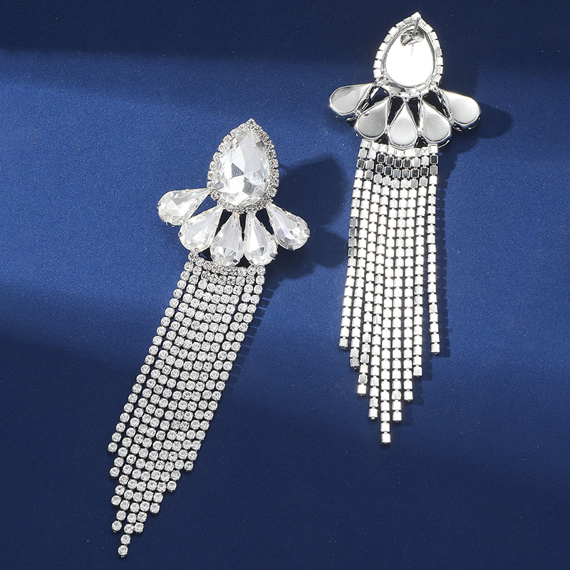 1 Pair Streetwear Water Droplets Tassel Inlay Alloy Artificial Diamond Drop Earrings display picture 4