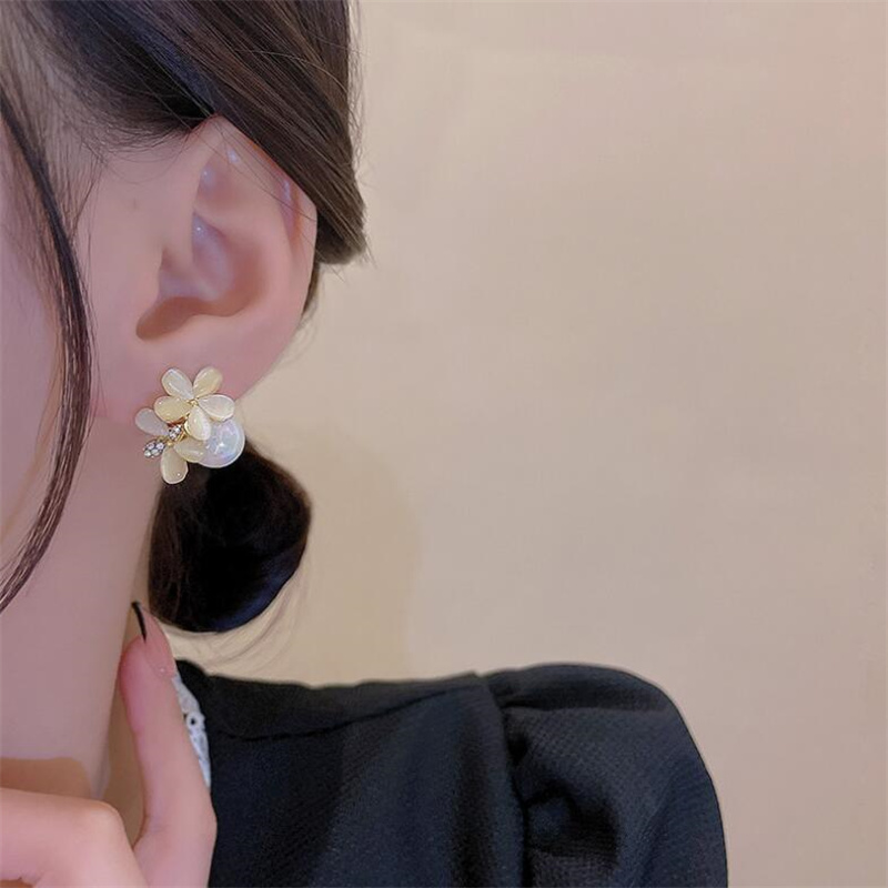 1 Pair Ig Style Sweet Flower Plating Inlay Alloy Artificial Pearls Rhinestones Opal Ear Studs display picture 6