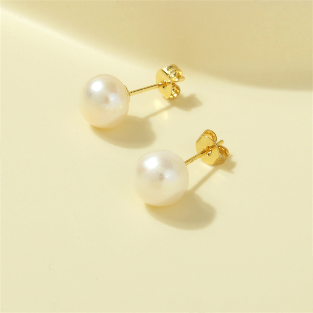 1 Pair Basic Simple Style Round Plating Freshwater Pearl Copper 18k Gold Plated Ear Studs display picture 2