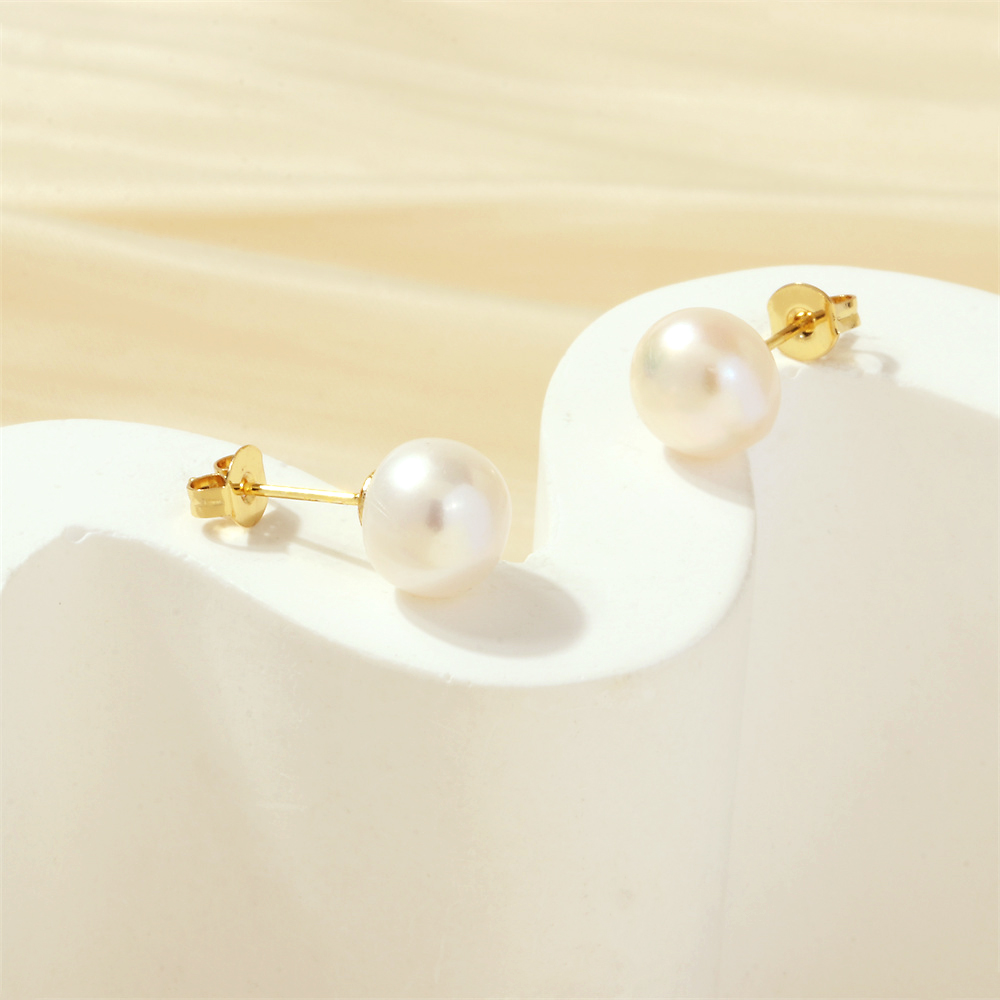 1 Pair Basic Simple Style Round Plating Freshwater Pearl Copper 18k Gold Plated Ear Studs display picture 4
