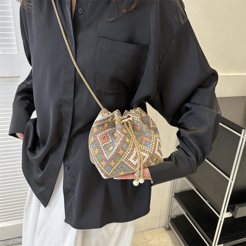 Women's Canvas Color Block Basic Streetwear Bucket String Shoulder Bag Crossbody Bag display picture 4