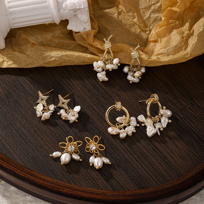1 Pair Vintage Style Simple Style Star Flower Plating Inlay Copper Freshwater Pearl Zircon 14k Gold Plated 18k Gold Plated Ear Studs display picture 8