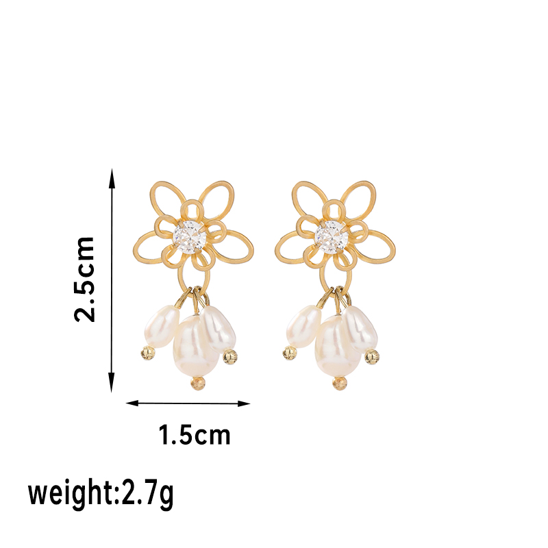 1 Pair Vintage Style Simple Style Star Flower Plating Inlay Copper Freshwater Pearl Zircon 14k Gold Plated 18k Gold Plated Ear Studs display picture 2