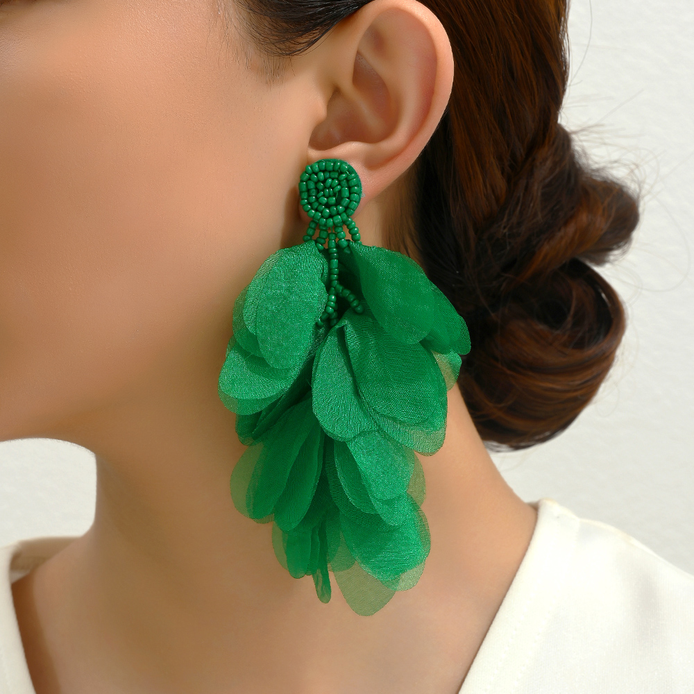 1 Pair Elegant Bohemian Petal Yarn Silk Zinc Alloy Dangling Earrings display picture 8