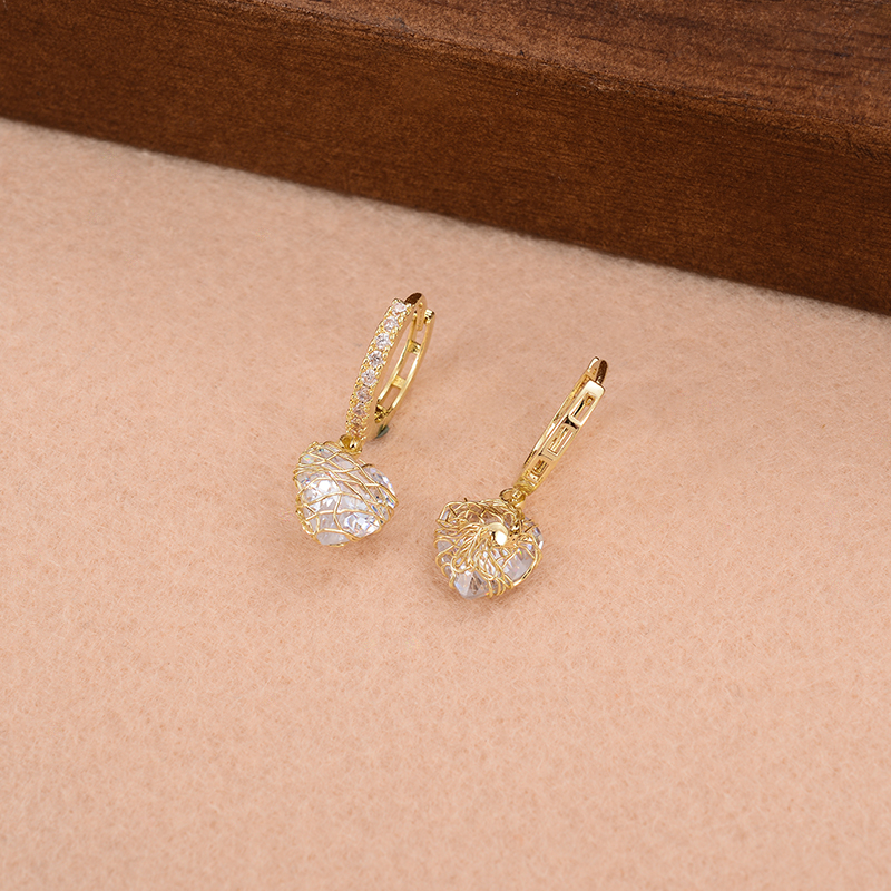 1 Paire Élégant Forme De Cœur Placage Incruster Le Cuivre Zircon Plaqué Or 14k Des Boucles D'oreilles display picture 3