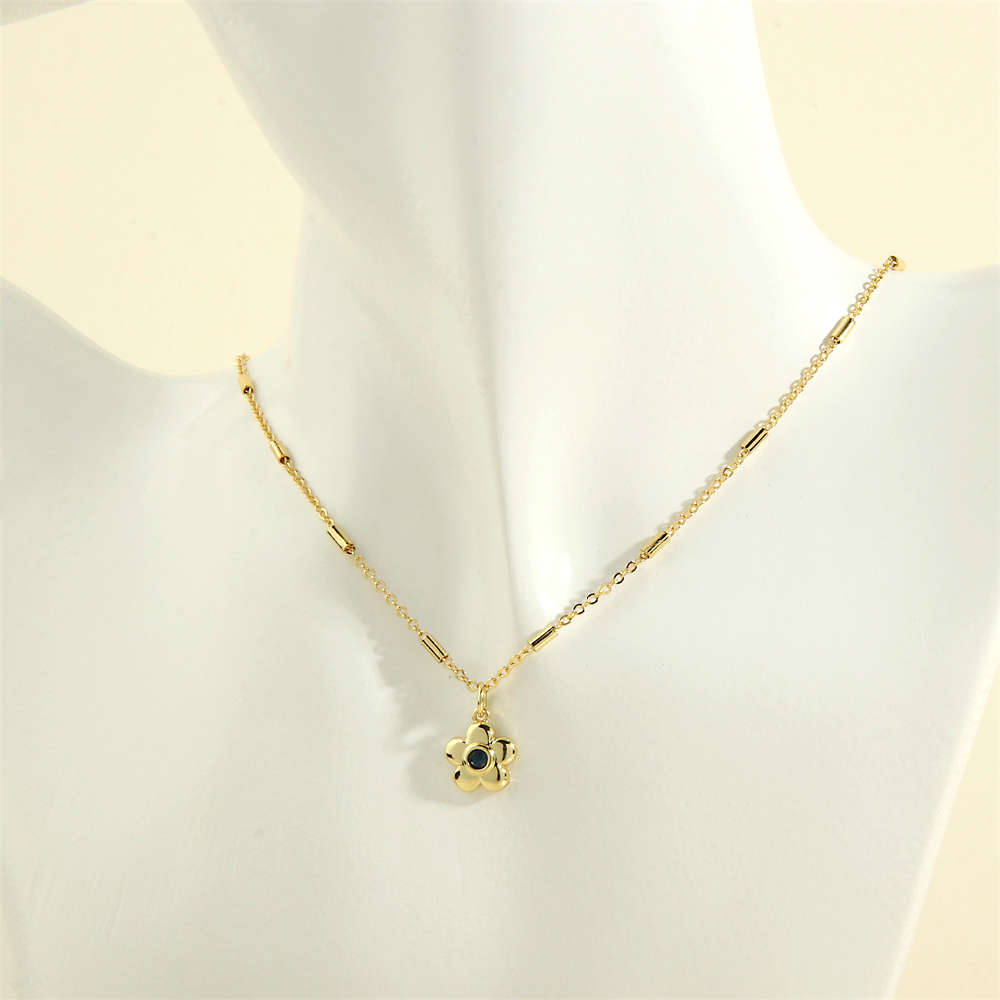Simple Style Commute Flower Copper 18k Gold Plated Zircon Pendant Necklace In Bulk display picture 8
