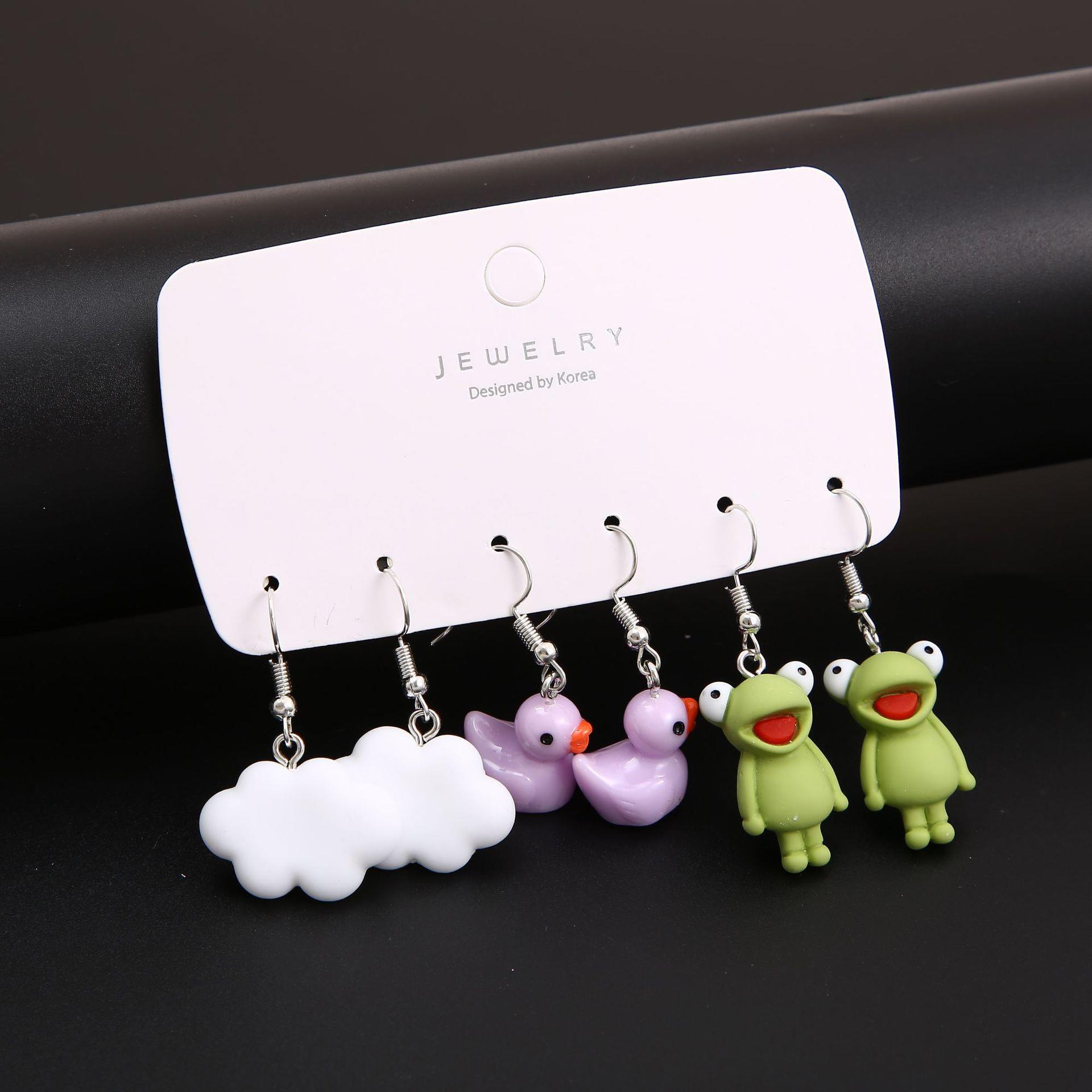 1 Set Cartoon Style Cute Clouds Frog Duck Alloy Resin Drop Earrings display picture 2