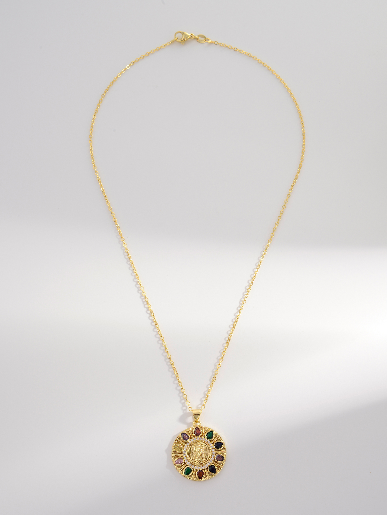 Elegant Retro Square Heart Shape Copper 18k Gold Plated Zircon Pendant Necklace In Bulk display picture 3