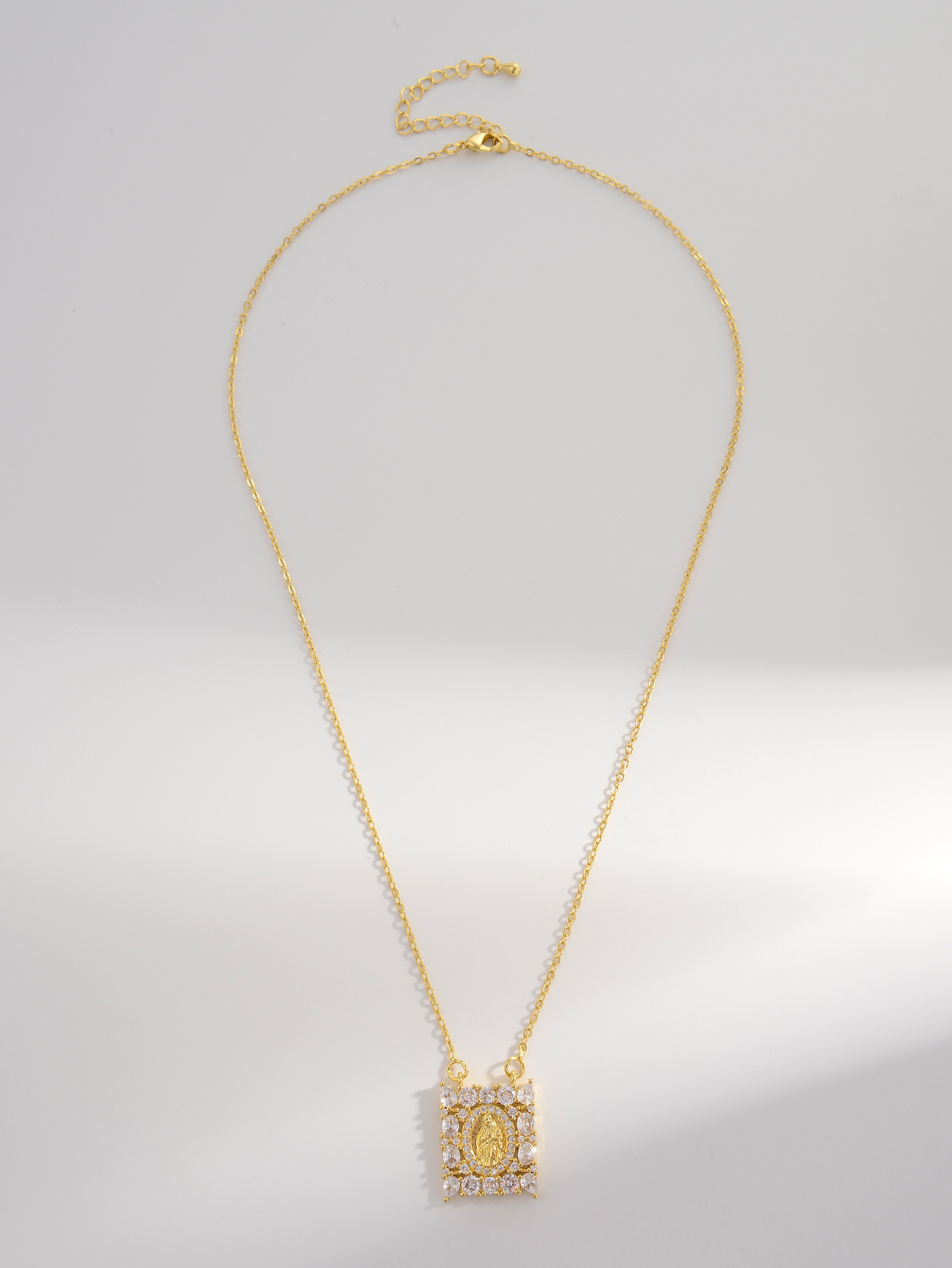 Elegant Retro Square Heart Shape Copper 18k Gold Plated Zircon Pendant Necklace In Bulk display picture 12