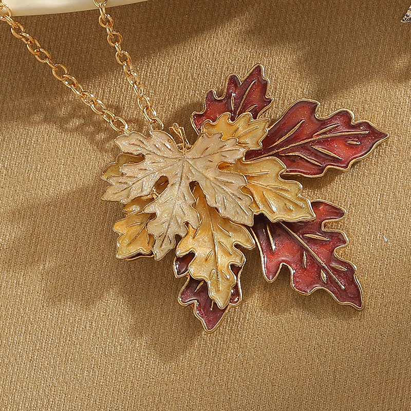 Wholesale Jewelry Elegant Vintage Style Maple Leaf Alloy Acrylic Inlay Brooches Necklace display picture 8