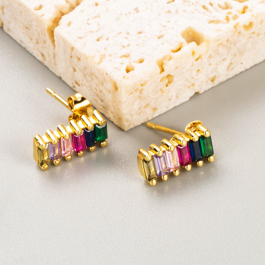 Fashion Geometric Inlaid Zircon Copper Artificial Gemstones Earrings display picture 4