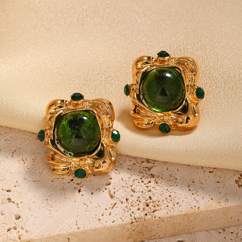 1 Pair Elegant Vintage Style Geometric Inlay Copper Glass Bead Ear Studs display picture 14
