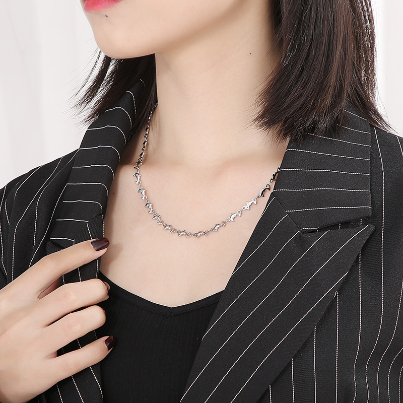Dolphin Stainless Steel Chain Necklace display picture 3
