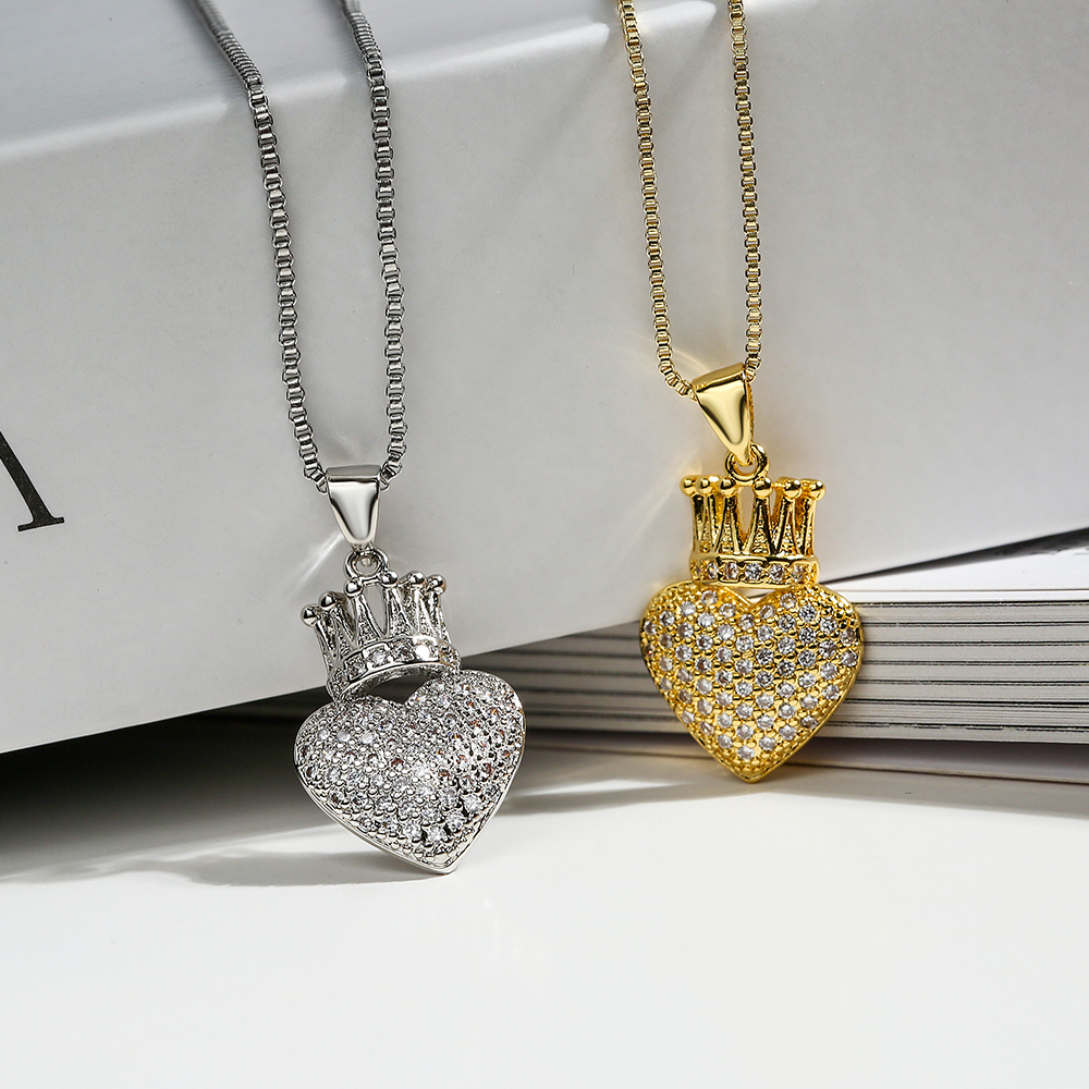 Elegant Simple Style Heart Shape Crown Copper 18k Gold Plated Zircon Pendant Necklace In Bulk display picture 3