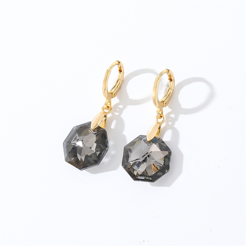 1 Paire Décontractée Vêtement De Rue Géométrique Forme De Cœur Fleur Placage Acier Inoxydable 304 Le Cuivre Zircon Plaqué Or K Boucles D'oreilles display picture 7