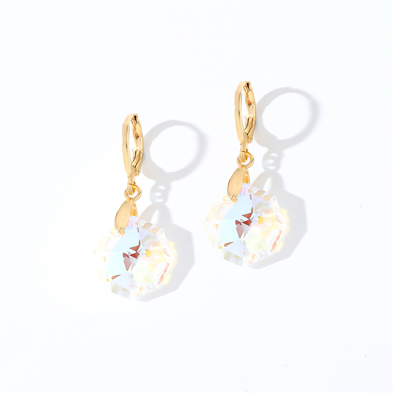 1 Paire Décontractée Vêtement De Rue Géométrique Forme De Cœur Fleur Placage Acier Inoxydable 304 Le Cuivre Zircon Plaqué Or K Boucles D'oreilles display picture 2