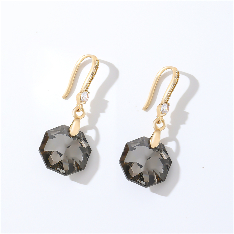 1 Pair Casual Elegant Modern Style Geometric Heart Shape Flower Copper Zircon Gold Plated Drop Earrings display picture 7