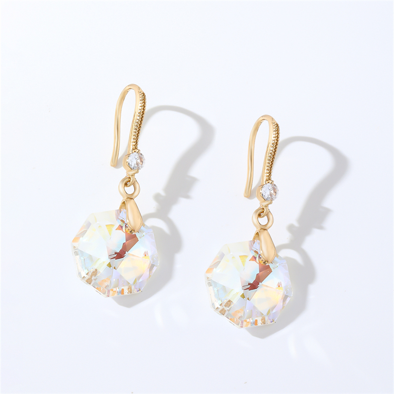 1 Pair Casual Elegant Modern Style Geometric Heart Shape Flower Copper Zircon Gold Plated Drop Earrings display picture 10