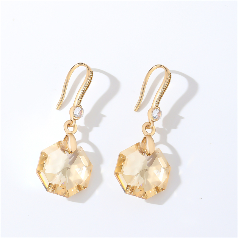 1 Pair Casual Elegant Modern Style Geometric Heart Shape Flower Copper Zircon Gold Plated Drop Earrings display picture 11