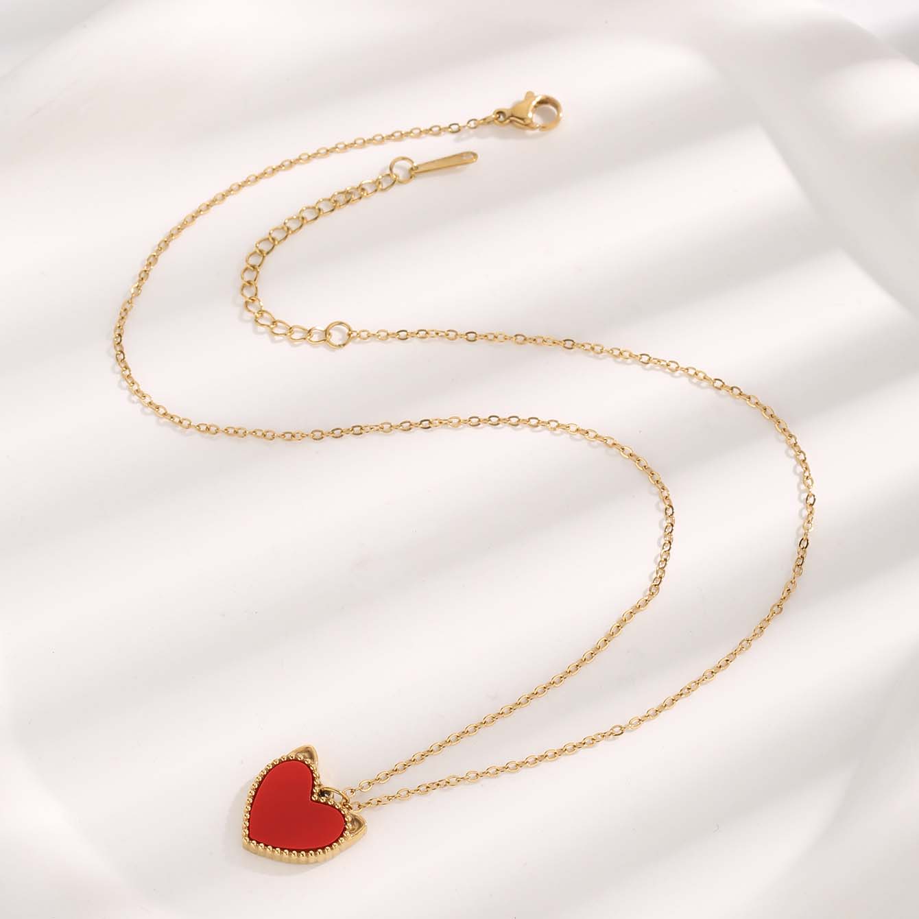 Elegant Glam Simple Style Heart Shape Titanium Steel Epoxy Plating Inlay Resin Zircon Gold Plated Pendant Necklace display picture 2