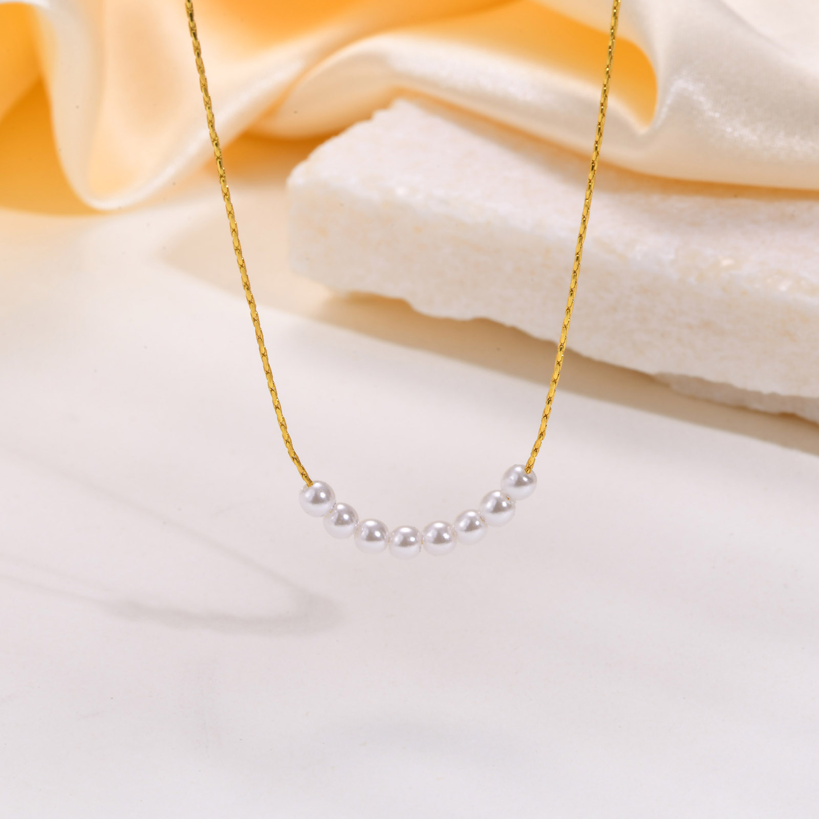 Elegant Einfacher Stil Geometrisch Kupferlegierung Perlen Überzug Inlay Künstliche Perlen Frau Halskette display picture 2