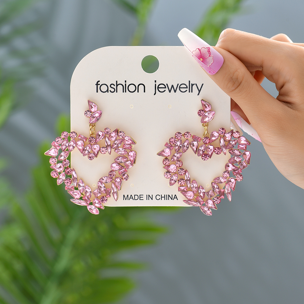 1 Pair Luxurious Heart Shape Hollow Out Inlay Zinc Alloy Rhinestones Dangling Earrings display picture 7